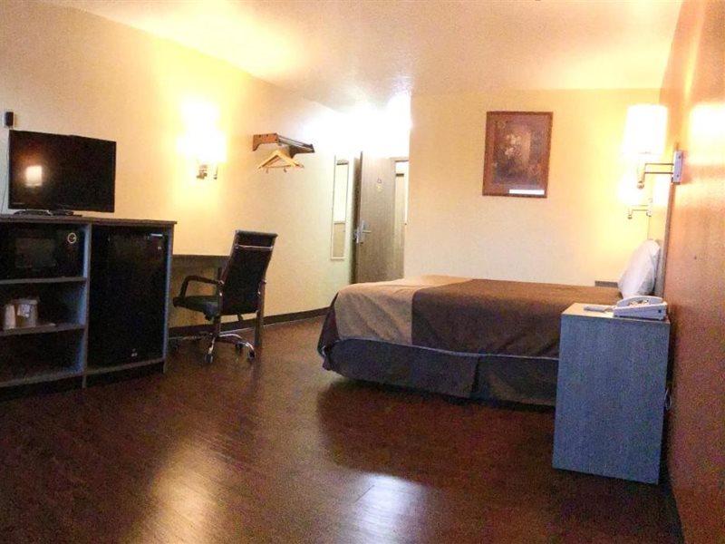 Rodeway Inn Moriarty Luaran gambar